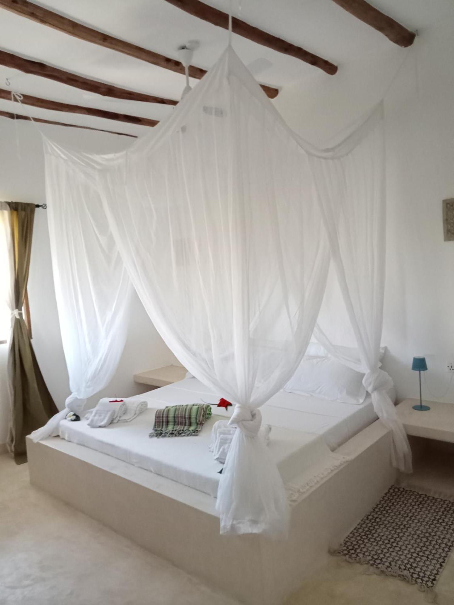Bed and Breakfast Shira House Watamu Zewnętrze zdjęcie