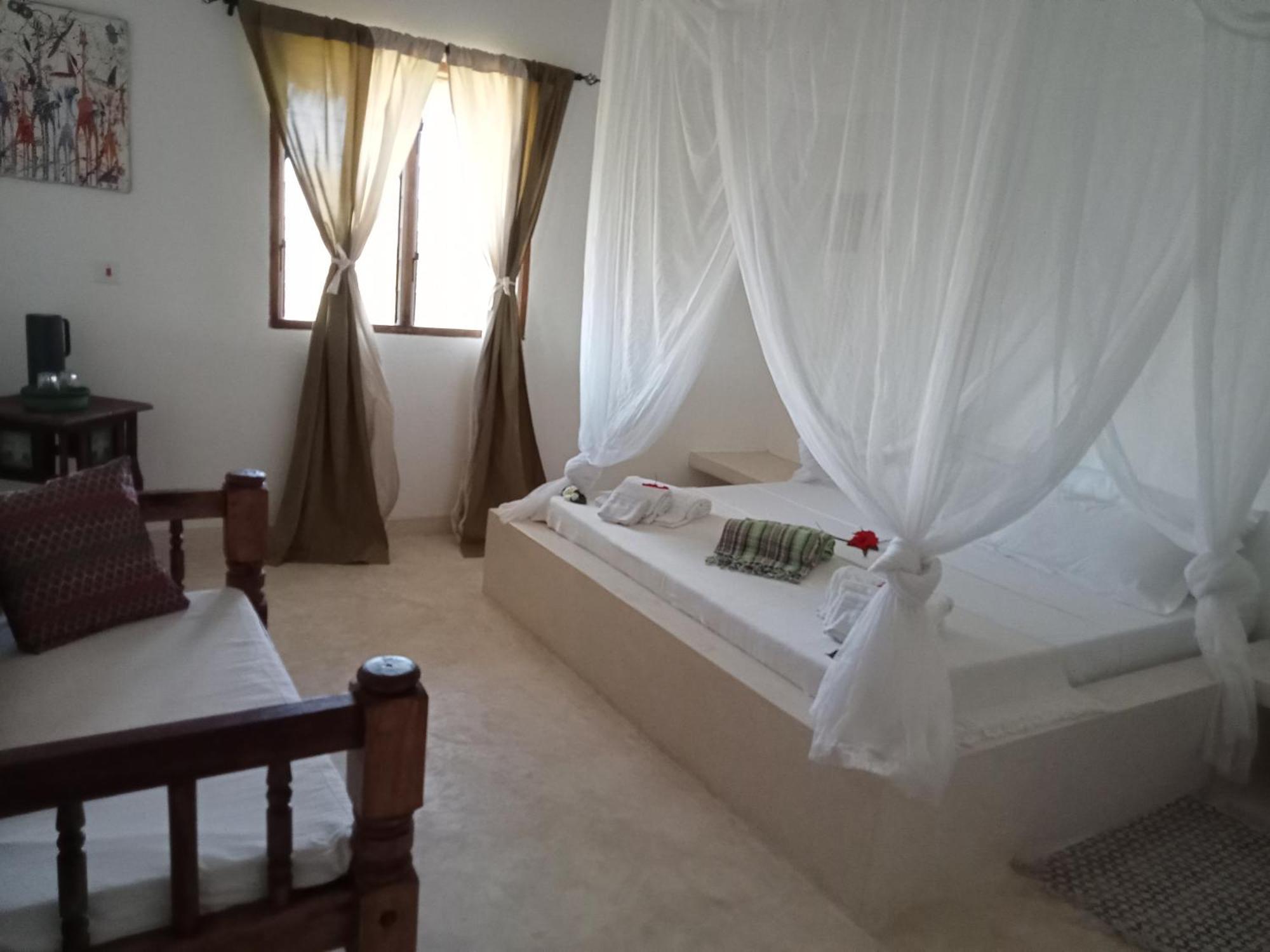 Bed and Breakfast Shira House Watamu Zewnętrze zdjęcie