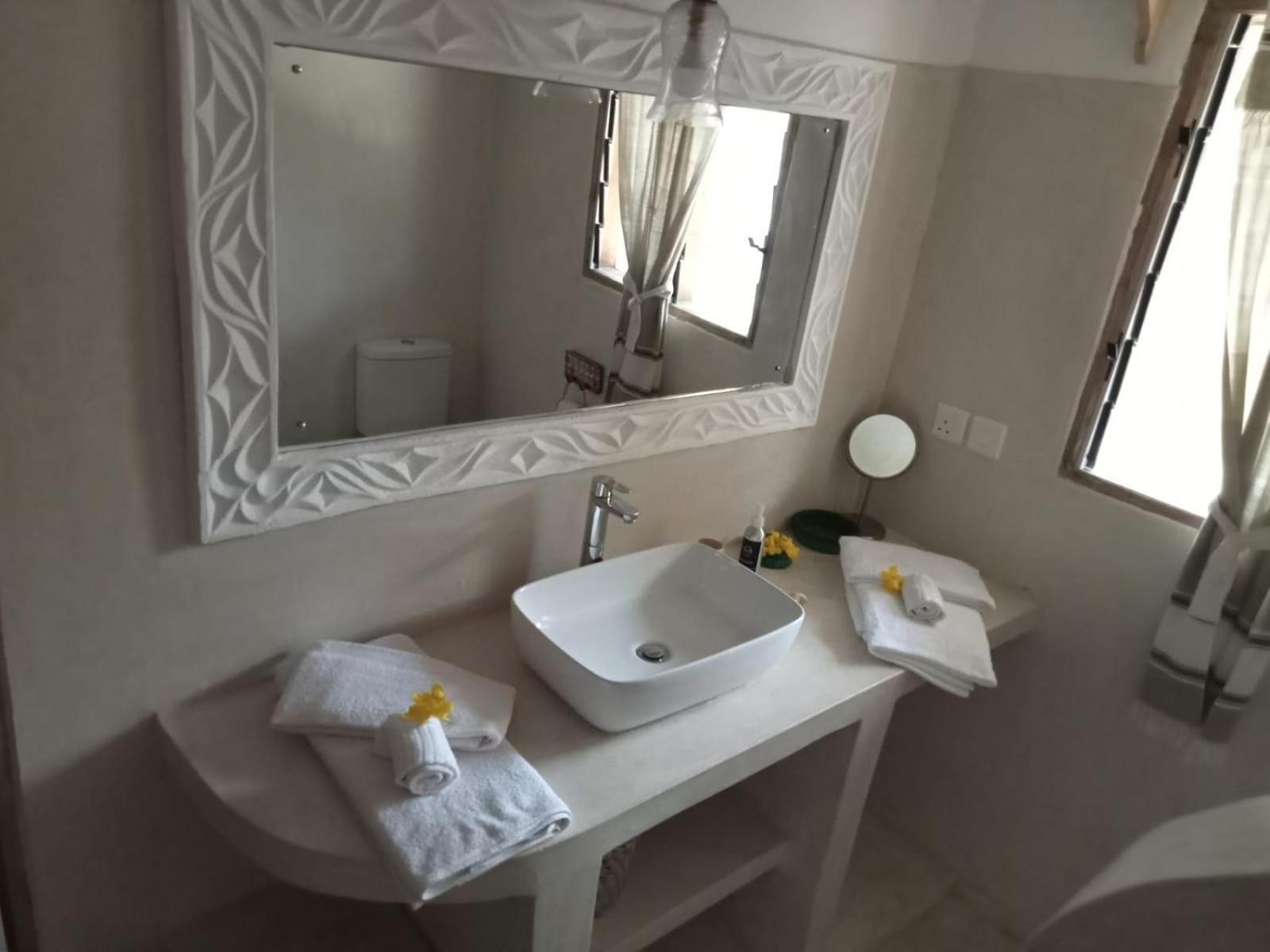 Bed and Breakfast Shira House Watamu Zewnętrze zdjęcie