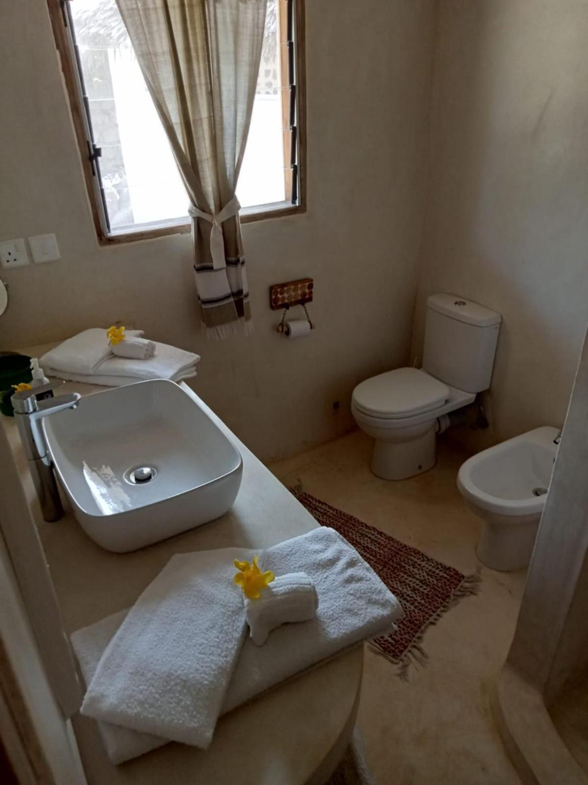 Bed and Breakfast Shira House Watamu Zewnętrze zdjęcie